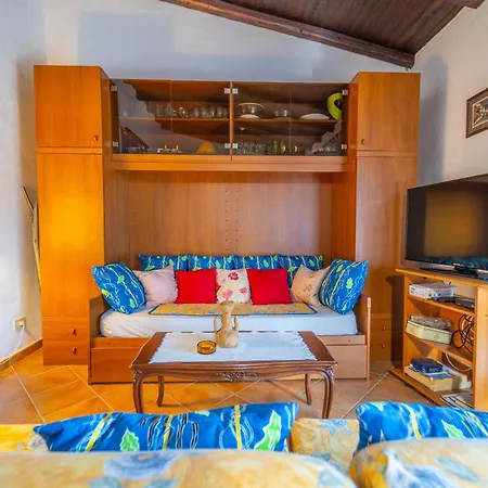 Holiday home Casa Degli Iris