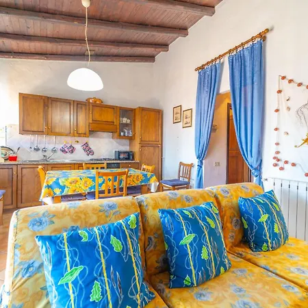 Casa Degli Iris Feriehus *